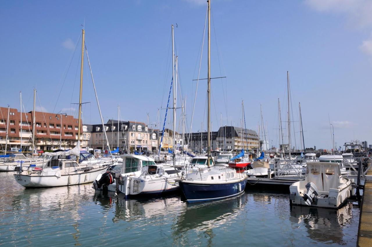 Avec Loggia - A 200m De La - Parking Courseulles-sur-Mer
